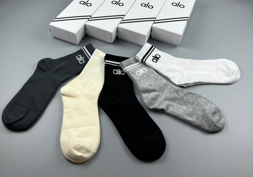 Alo Classic Crew Socks - Assorted Set
