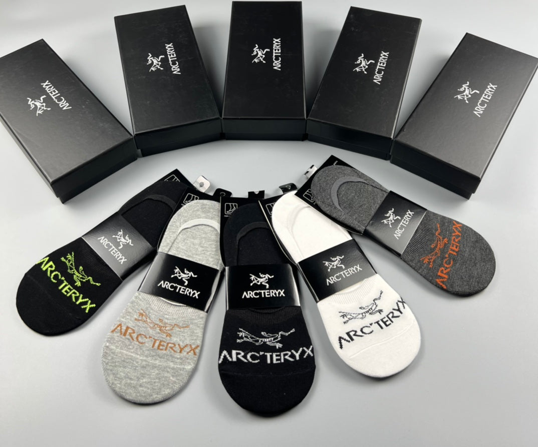 Arc'teryx Cotton Contrast Wordmarks And Outdoor-Inspired Graphics No-Show Socks - 5-Pair Set