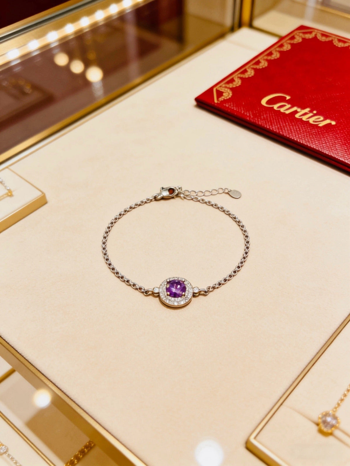 Martin Graham bracelet in polished metal-tone – side detail