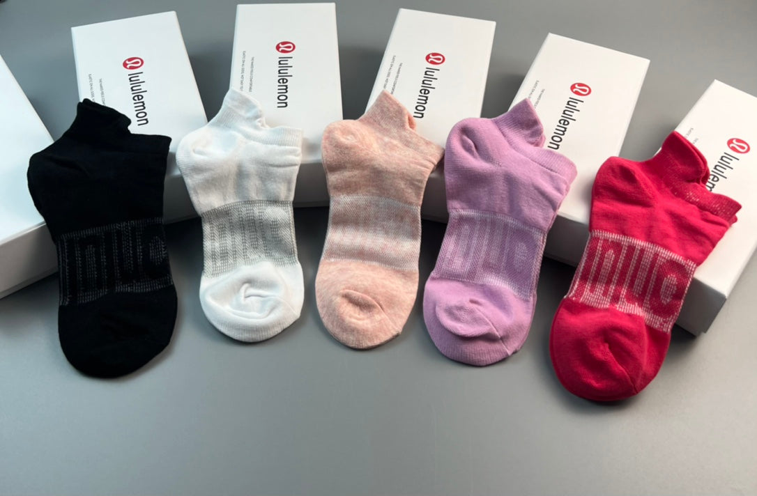 Lululemon Cotton Circular Emblems Ankle Socks