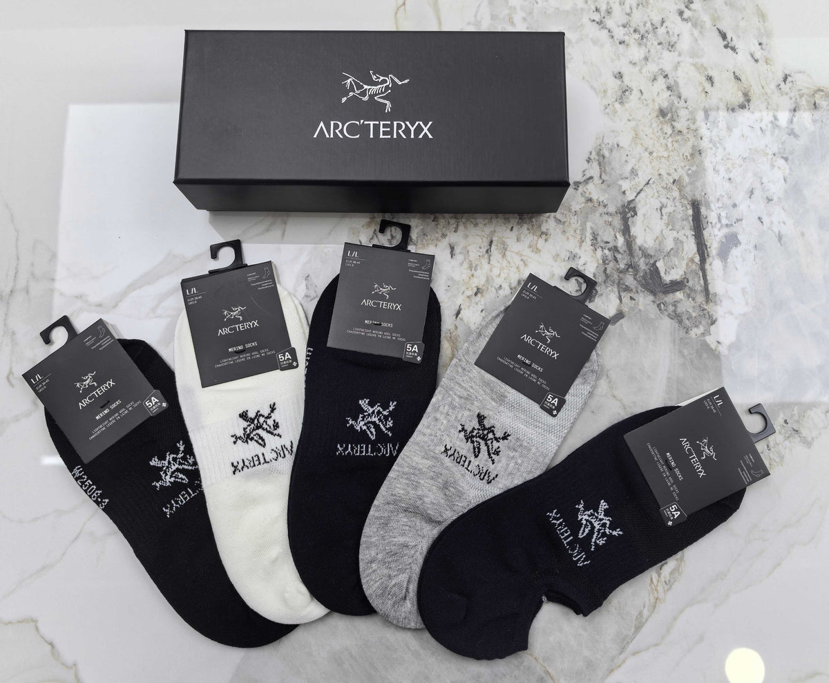 Arc'teryx Cotton Mixed Neutral Logo Detail No-Show Socks