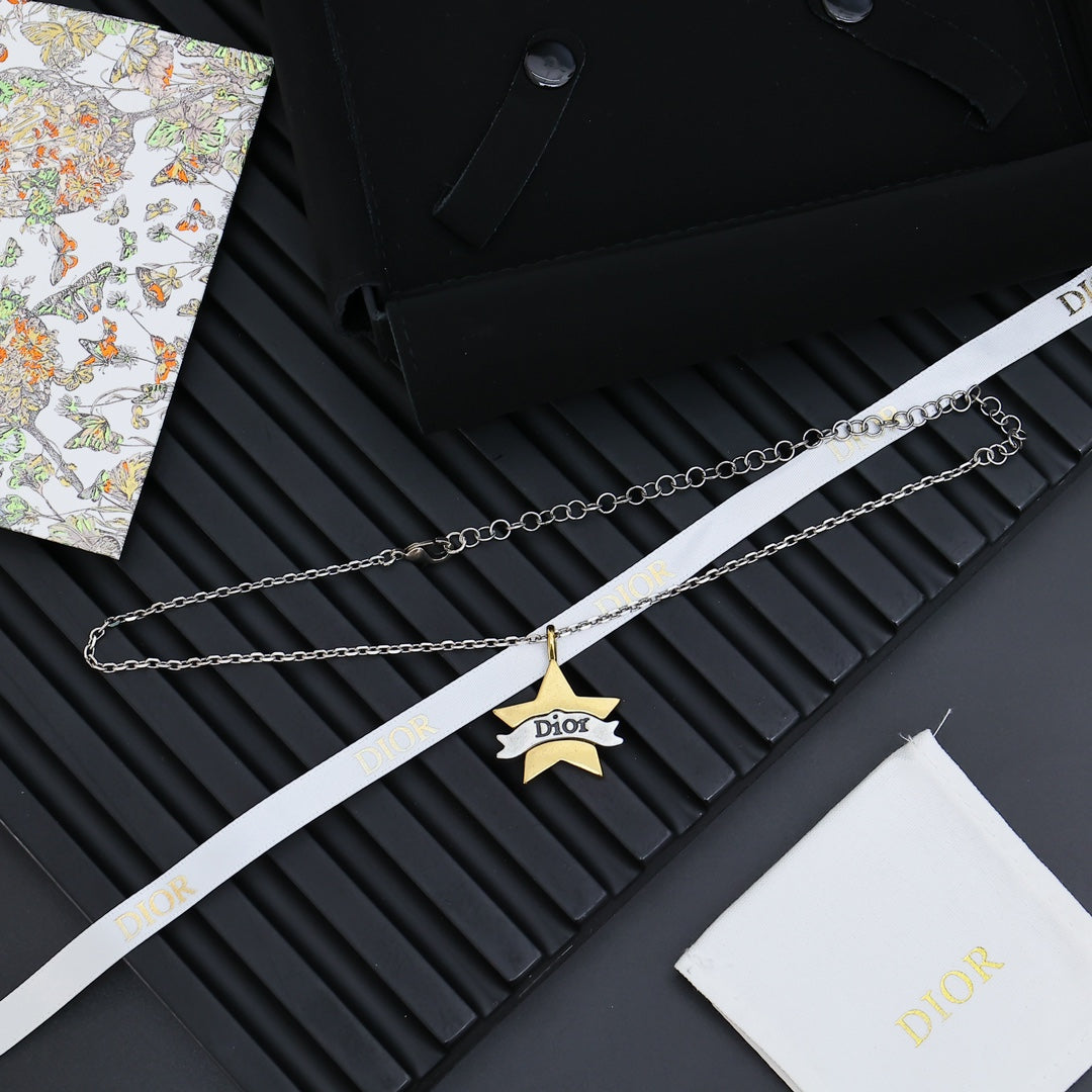 Martin Graham pendant necklace in polished metal-tone – side detail