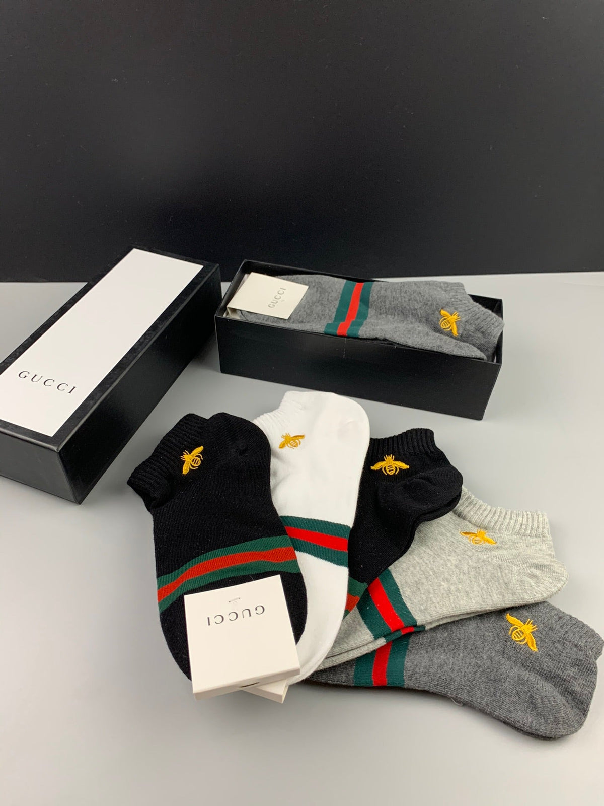 Gucci Bee Web-Stripe Ankle Socks