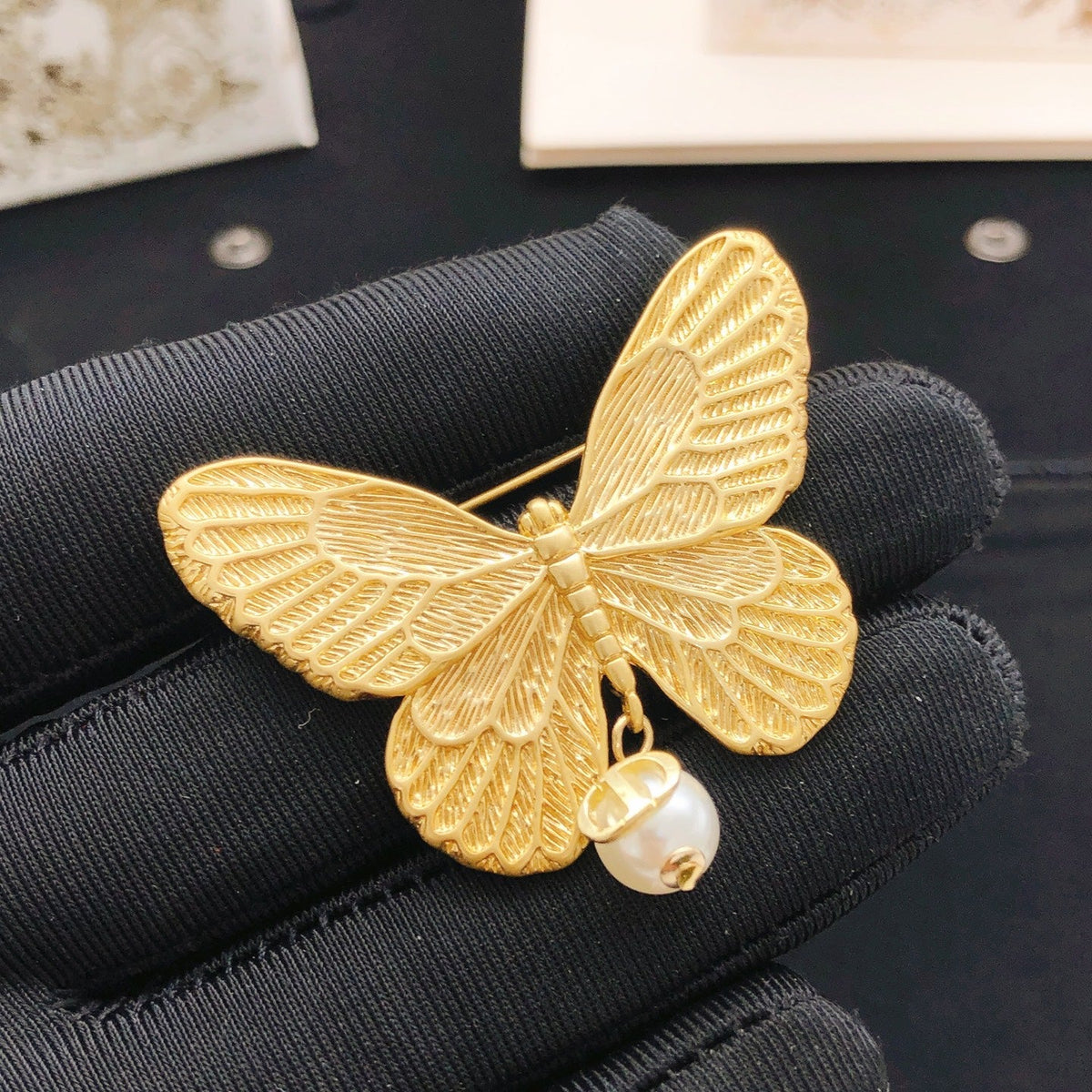 Martin Graham brooch in polished metal-tone – side detail