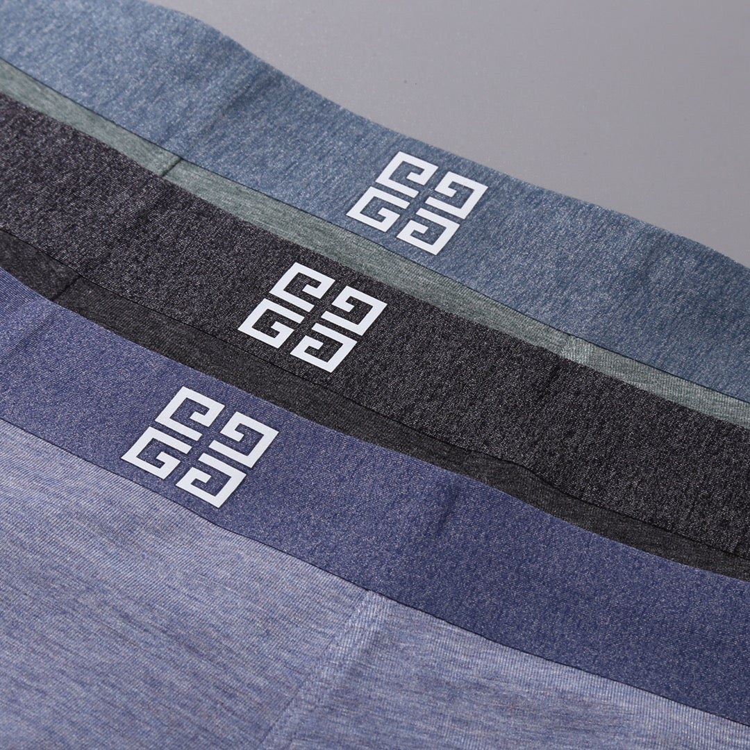 Givenchy Small Emblem Details Men's Boxer Briefs - 3-Piece Box