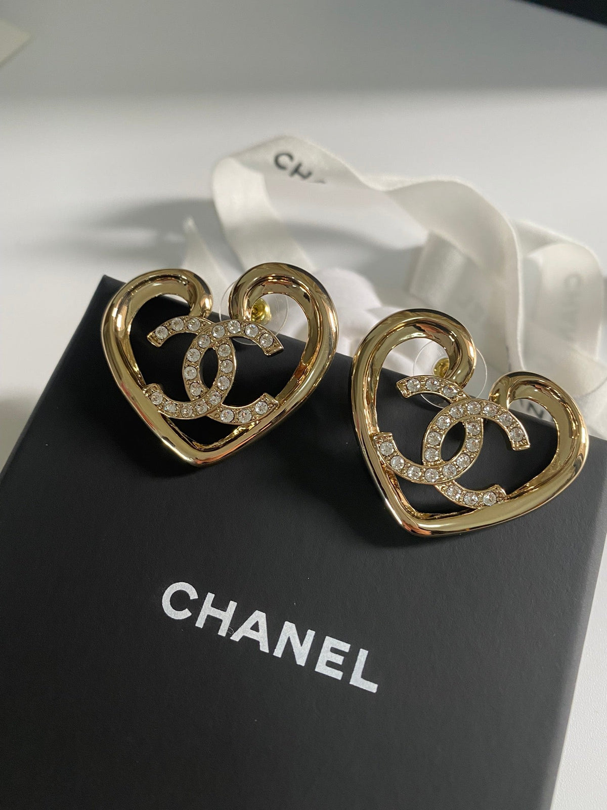 Heart Crystal-Accent Statement Earrings – Heart Detail – Design 004 side detail