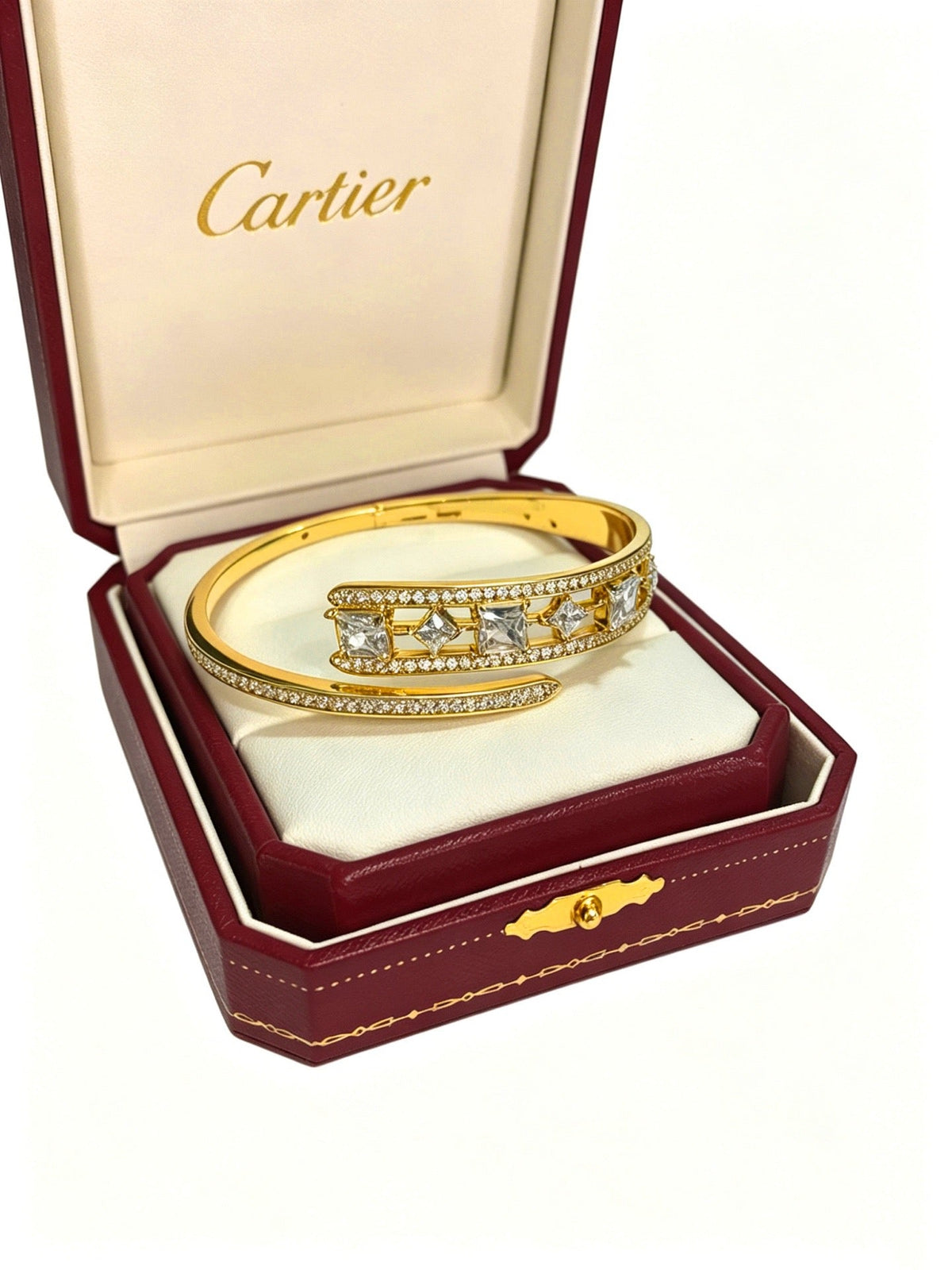 Martin Graham bracelet in polished metal-tone – side detail