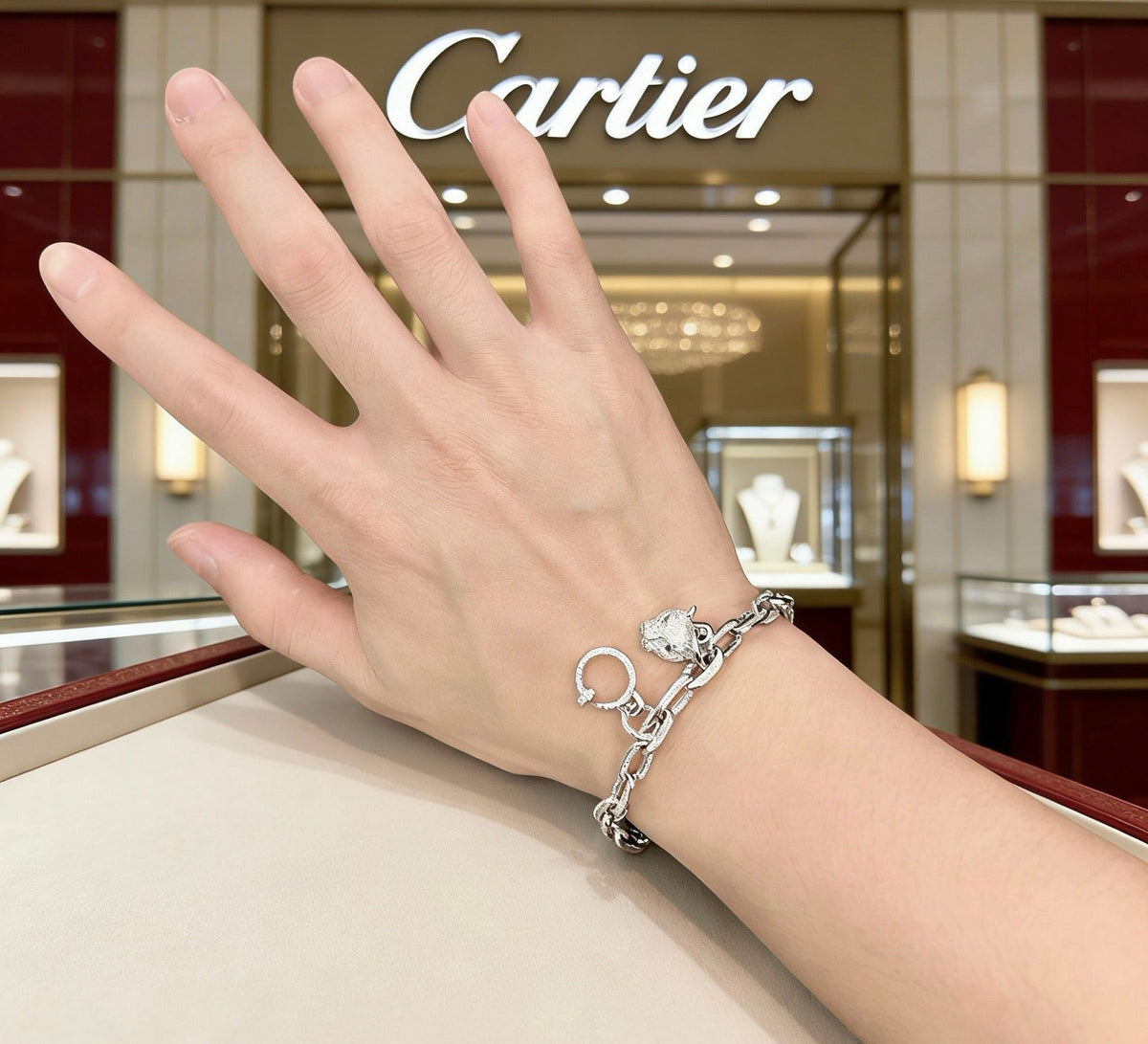 Martin Graham bracelet in polished metal-tone – side detail