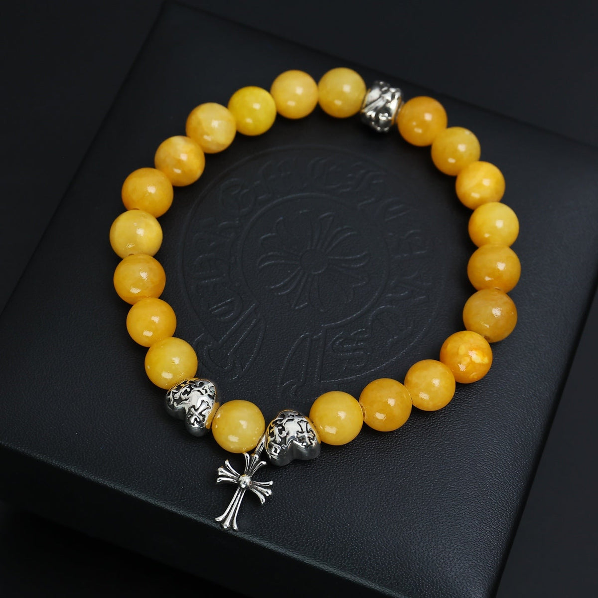 Martin Graham beaded bracelet in polished metal-tone – close-up detail