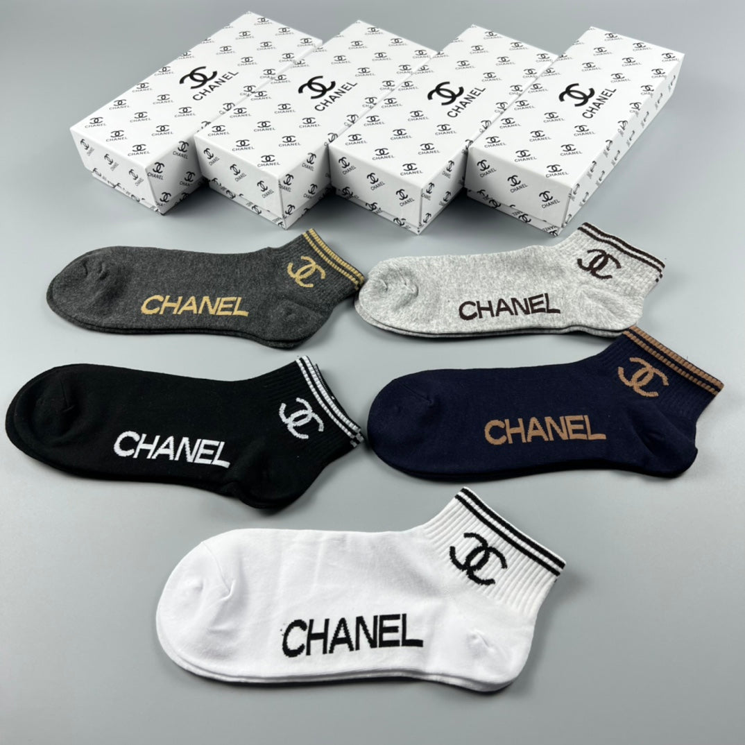 Chanel Emblem And Wordmark Details No-Show Socks - 5-Pair Set