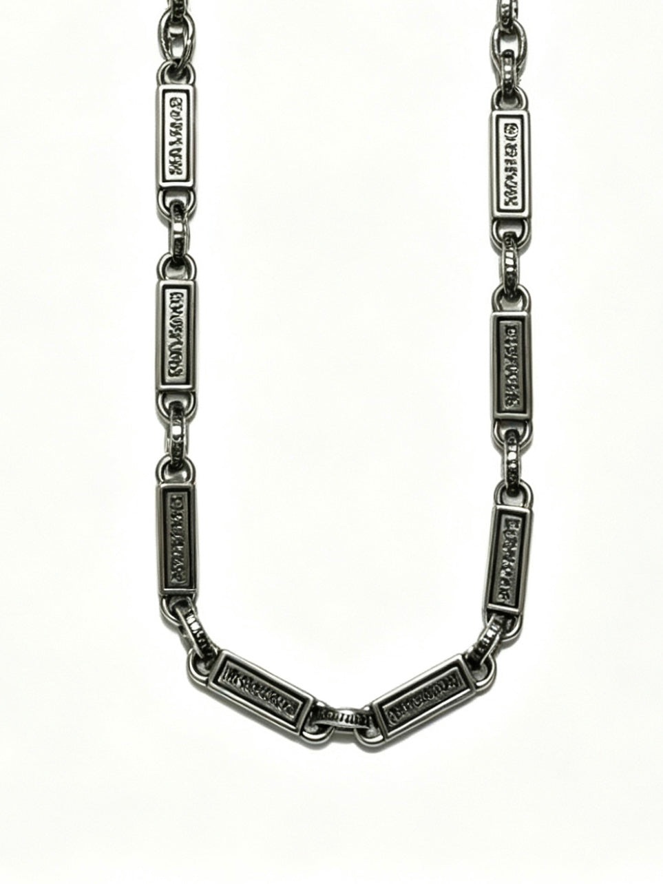 Martin Graham bracelet in polished metal-tone – close-up detail