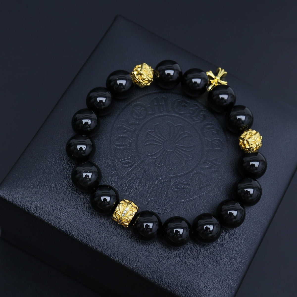 Martin Graham beaded bracelet in polished metal-tone – close-up detail