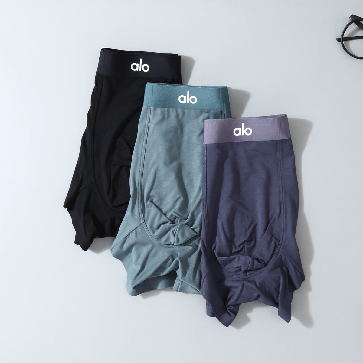 Alo Tonal Logo Details Men's Boxer Briefs - 3-Piece Box