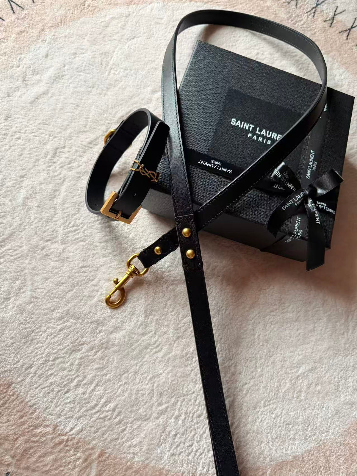 Leather Pet Collar & Leash Set – Design 01 side view