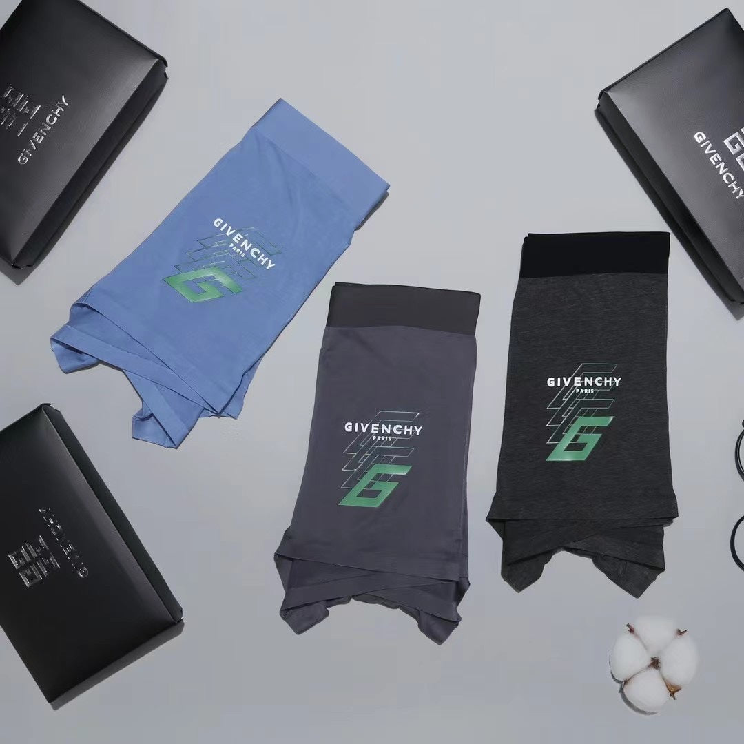 Givenchy Graphic Logo Men's Trunk Underwear - 3-Piece Box