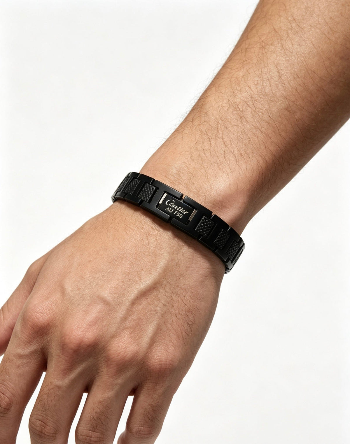 Martin Graham bracelet in polished metal-tone – close-up detail