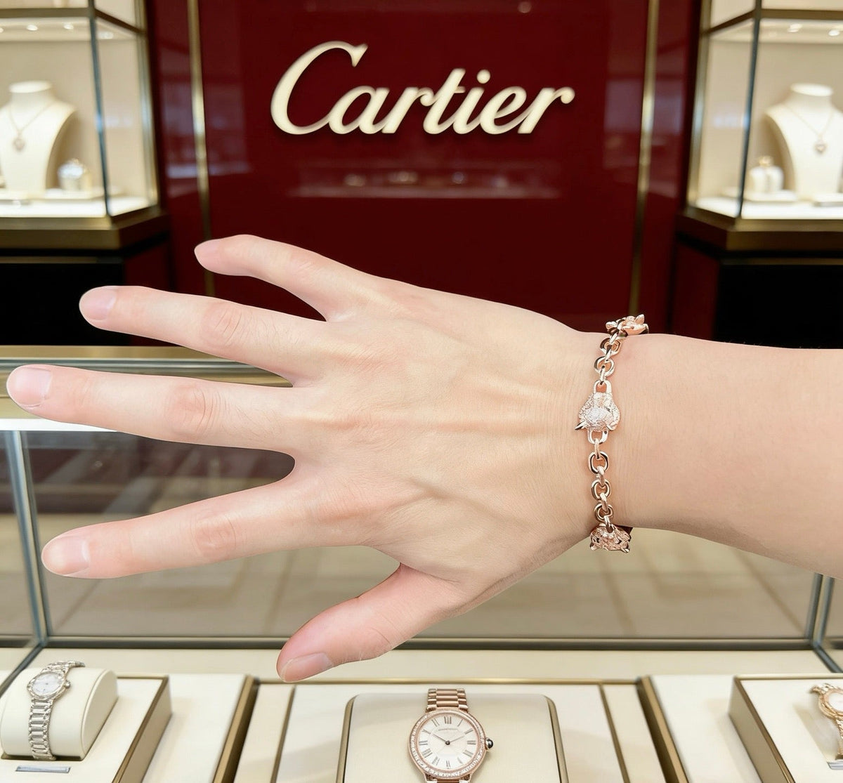 Martin Graham bracelet in polished metal-tone – close-up detail