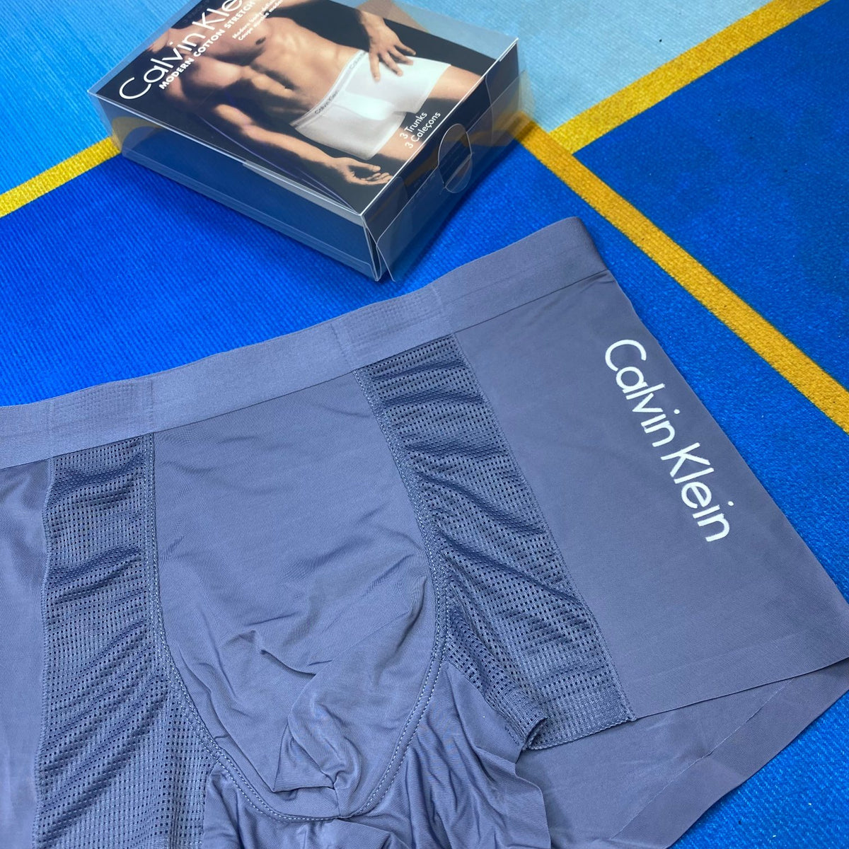 Calvin Klein Streamlined Waistbands Men's Boxer Briefs - 3-Piece Box