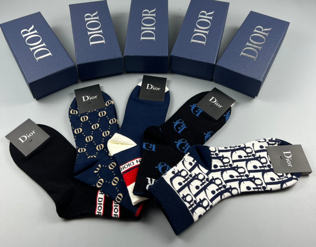 Dior Graphic Apparel - 5-Piece Box