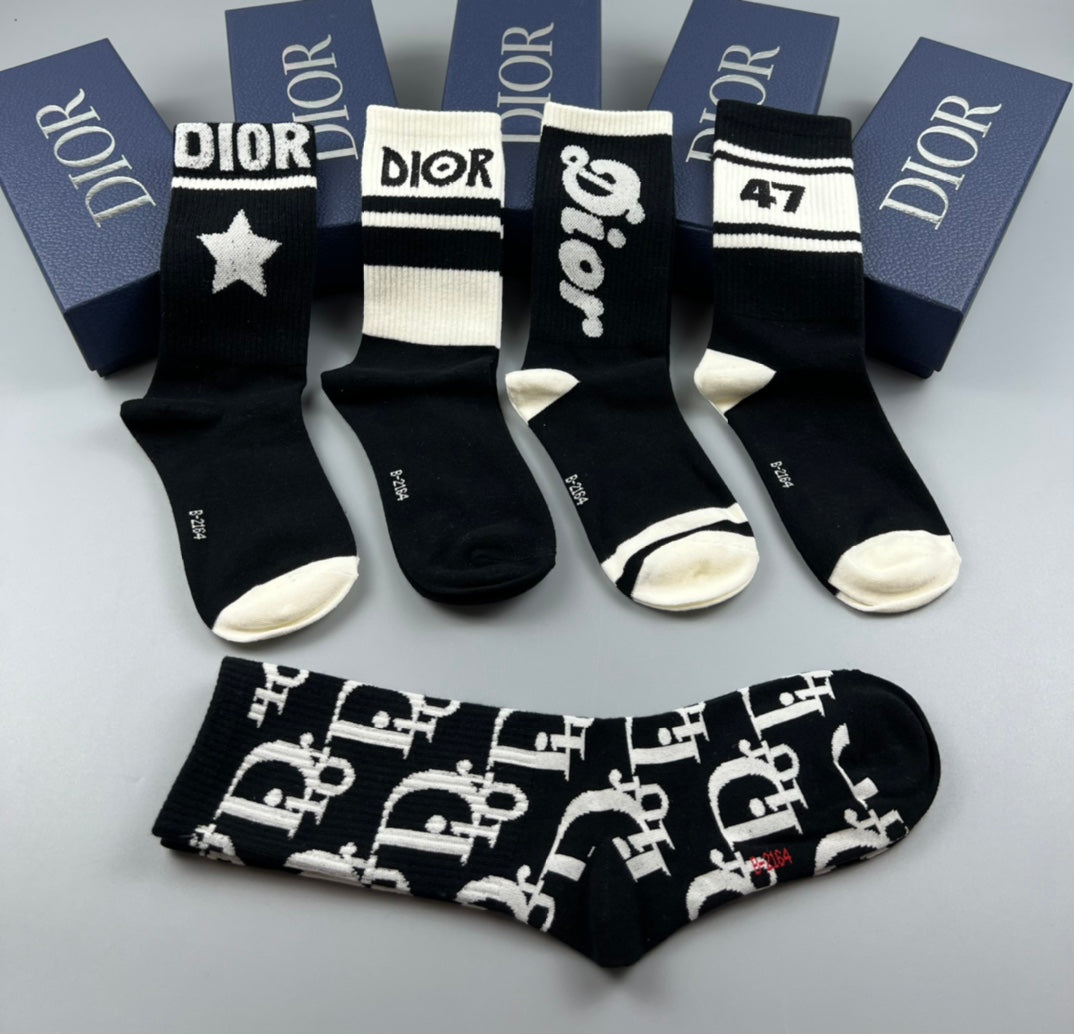 Dior Graphic Apparel - 5-Piece Box