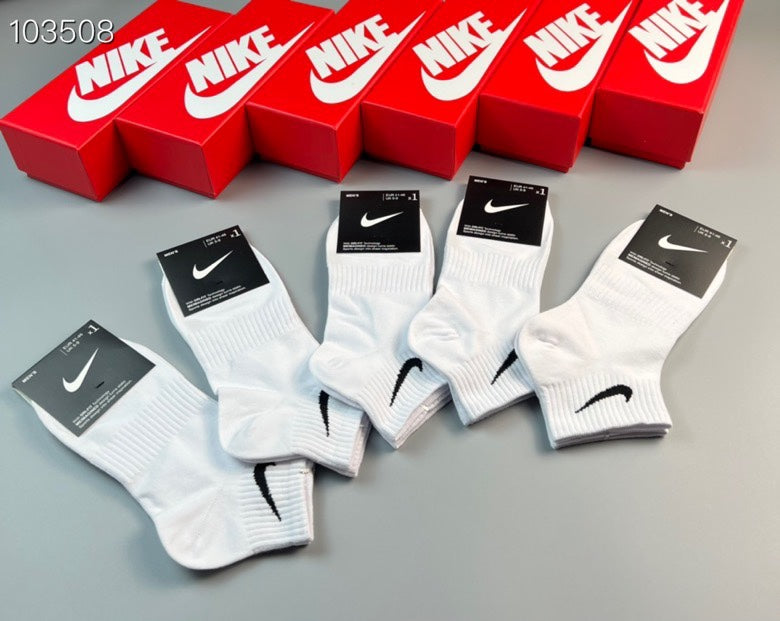 Nike Grey Swoosh Ankle Socks
