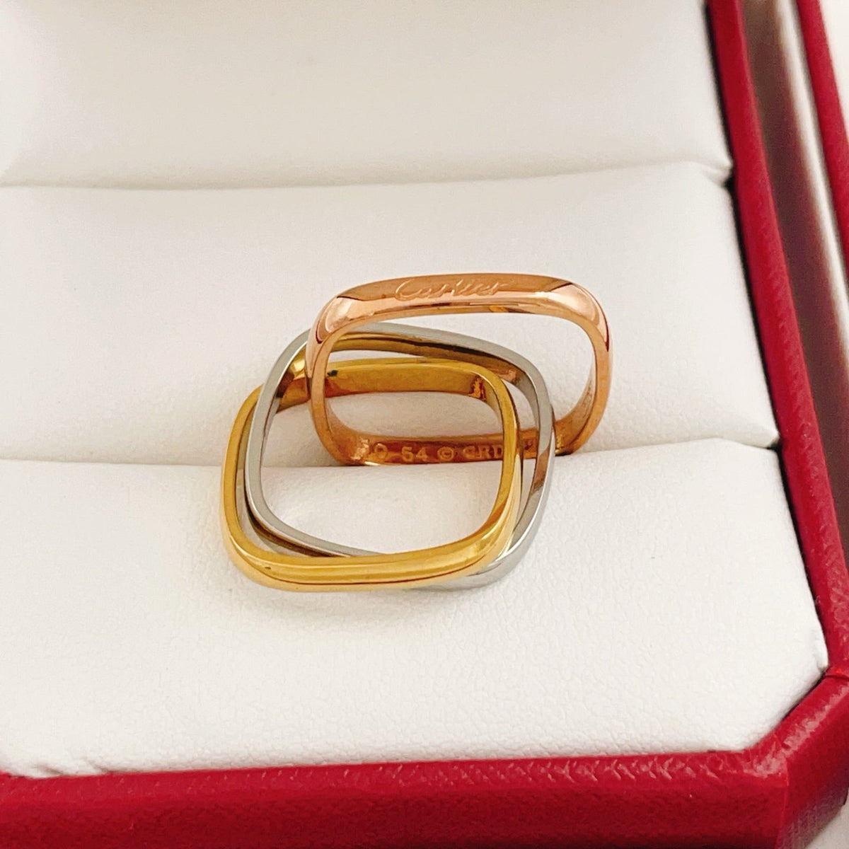 Martin Graham ring in polished metal-tone – close-up detail
