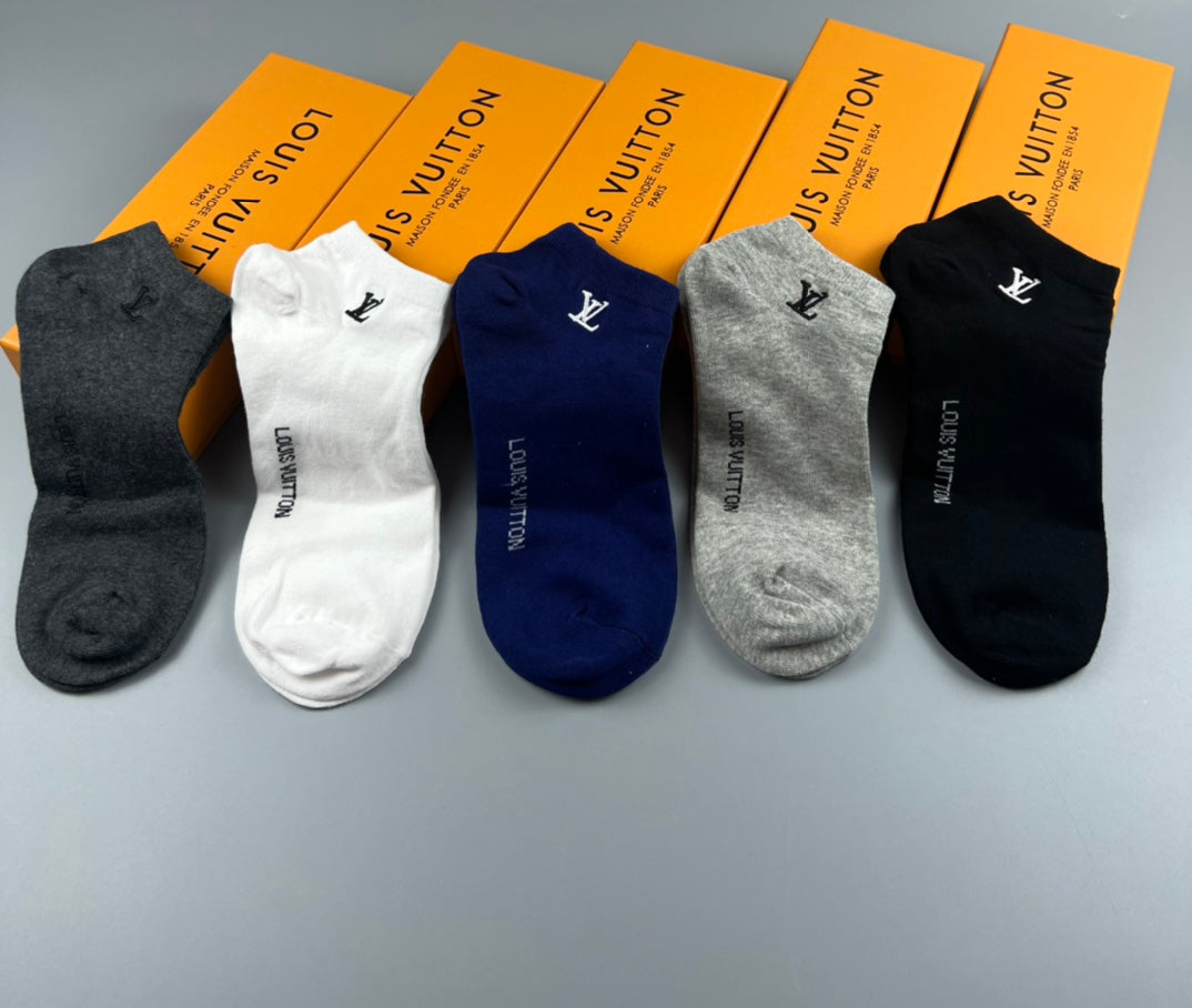 Louis Vuitton Small Initial Details Ankle Socks