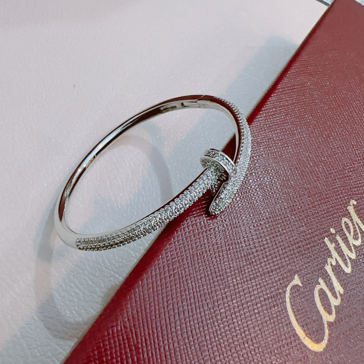 Martin Graham bracelet in polished metal-tone – close-up detail