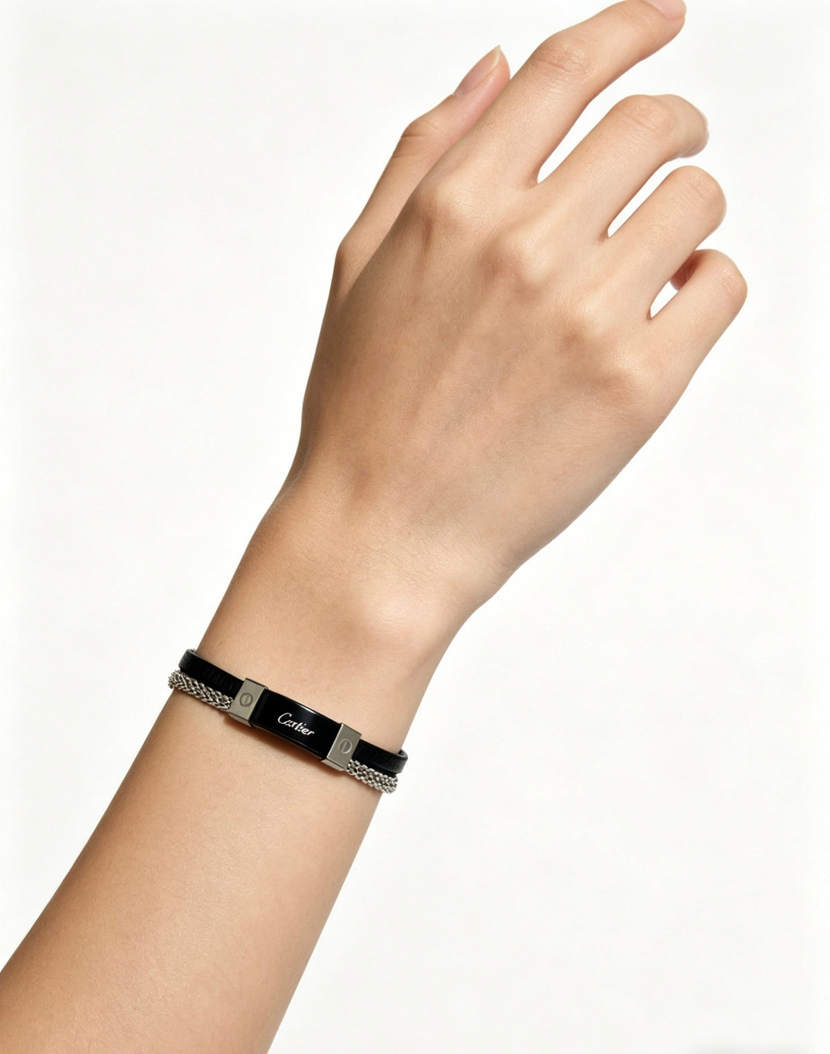 Martin Graham bracelet in polished metal-tone – close-up detail