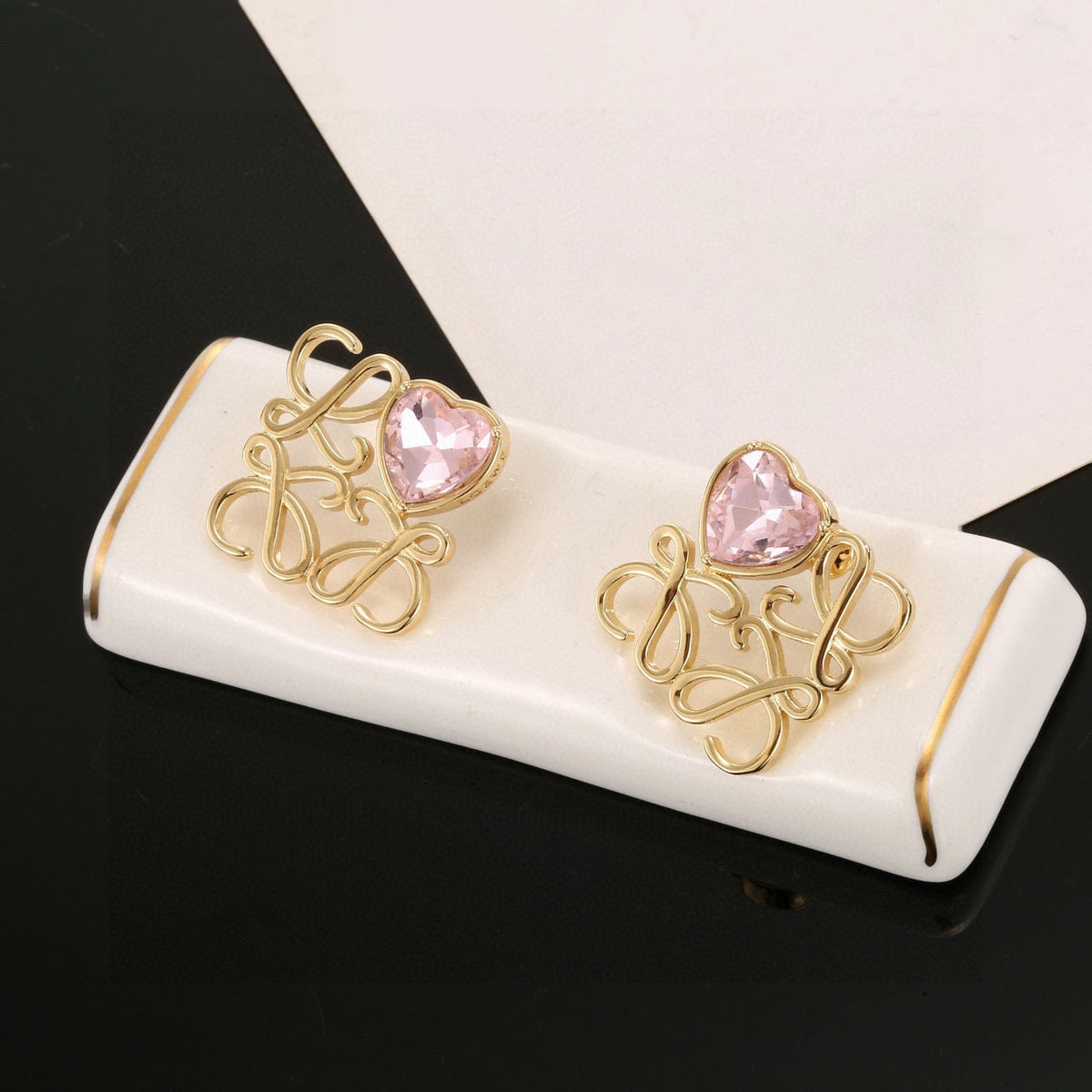 Martin Graham jewelry accessory in polished metal-tone – close-up detail