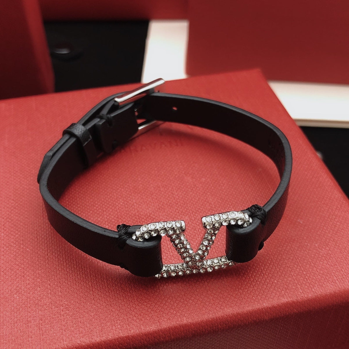 Martin Graham bracelet in polished metal-tone