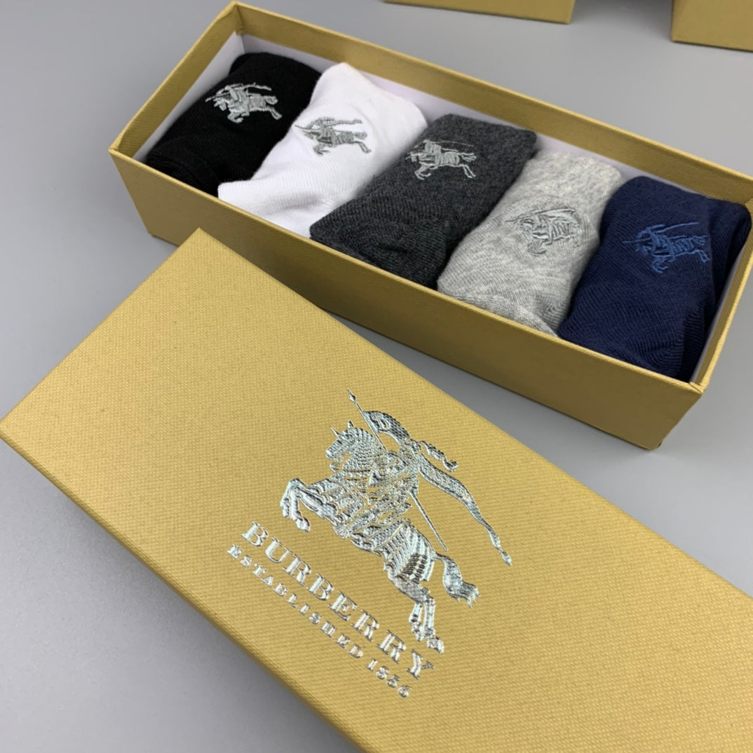 Burberry Small Horse Graphics No-Show Socks - 5-Pair Set