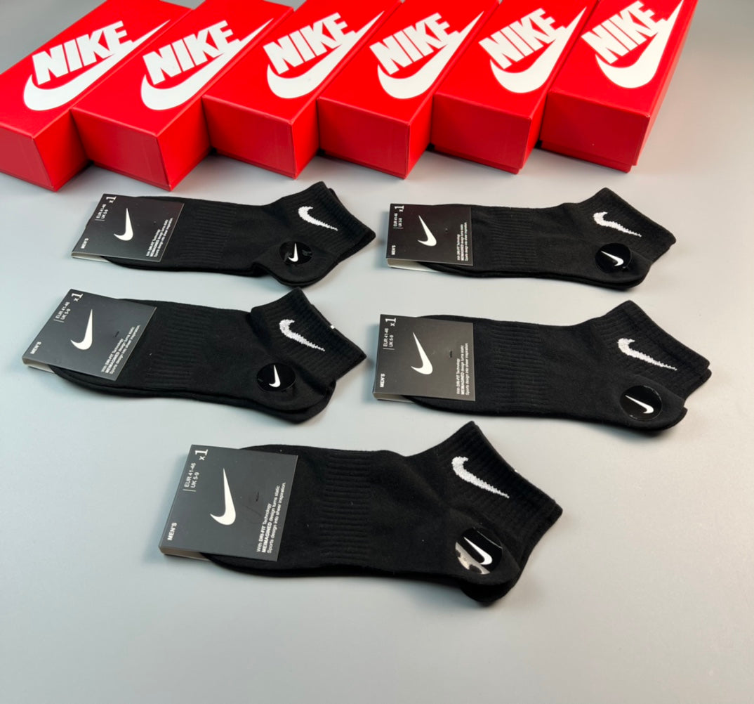Nike Black-and-White Swoosh Ankle Socks