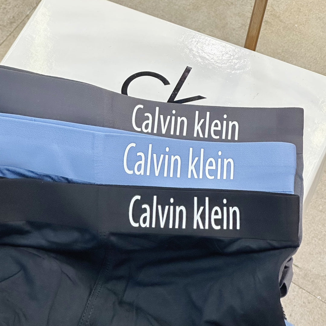Calvin Klein Classic Men's Boxer Briefs - 3-Piece Box