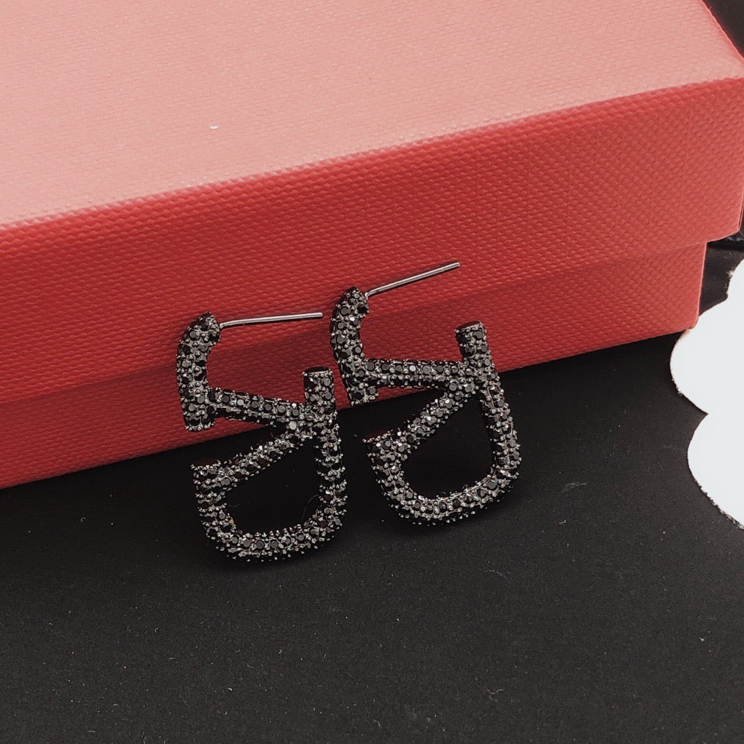 Martin Graham jewelry accessory in polished metal-tone – main product view