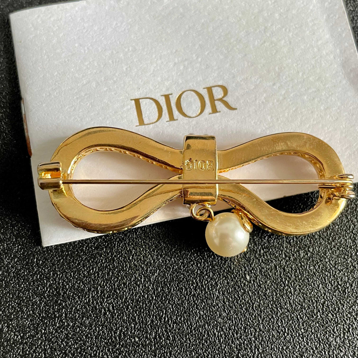 Martin Graham brooch in polished metal-tone – main product view