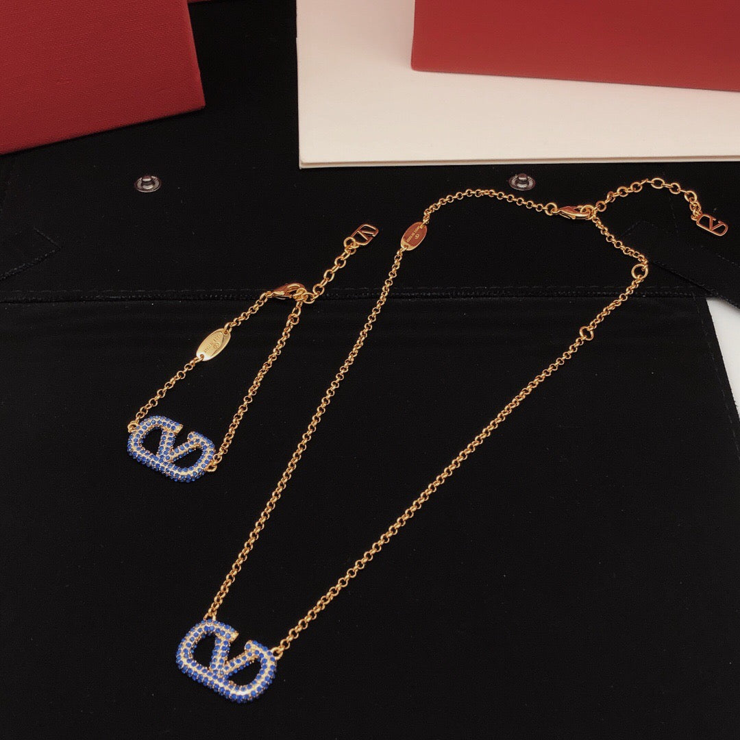 Martin Graham pendant necklace in polished metal-tone – main product view