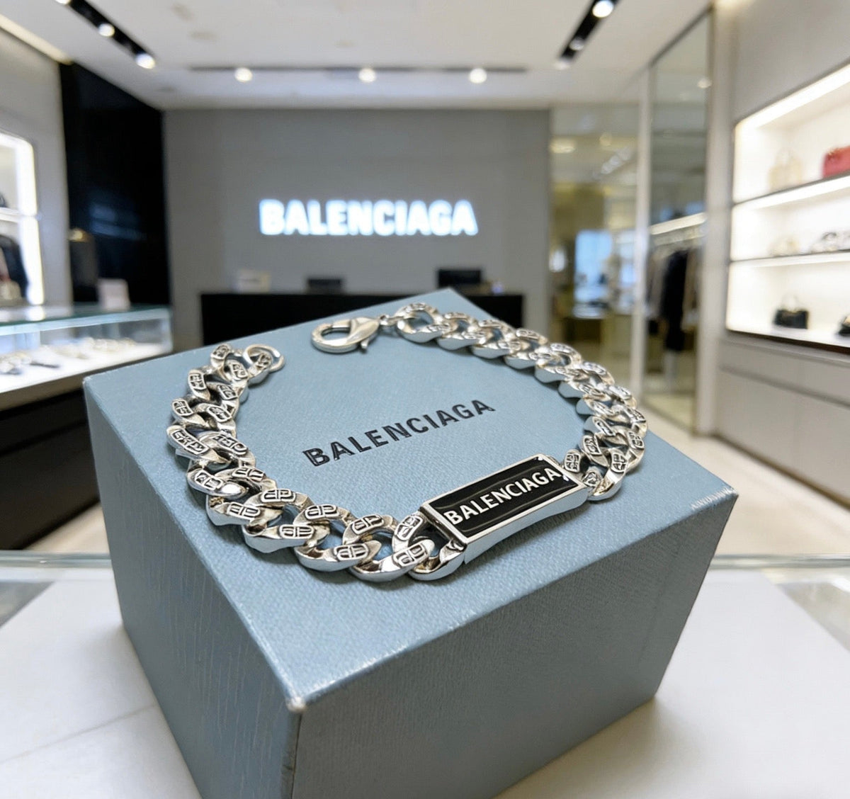 Martin Graham bracelet in polished metal-tone – main product view