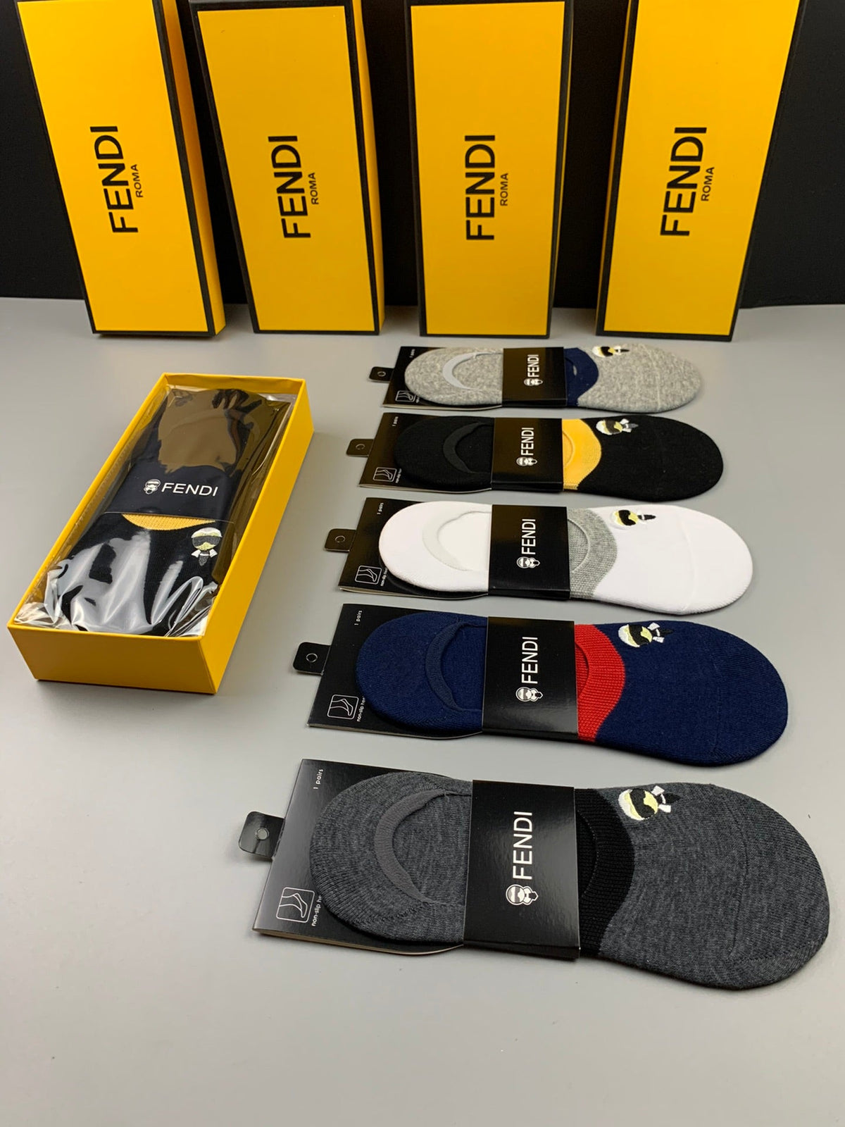 Fendi Cotton Bold Character-Style Graphic Details No-Show Socks