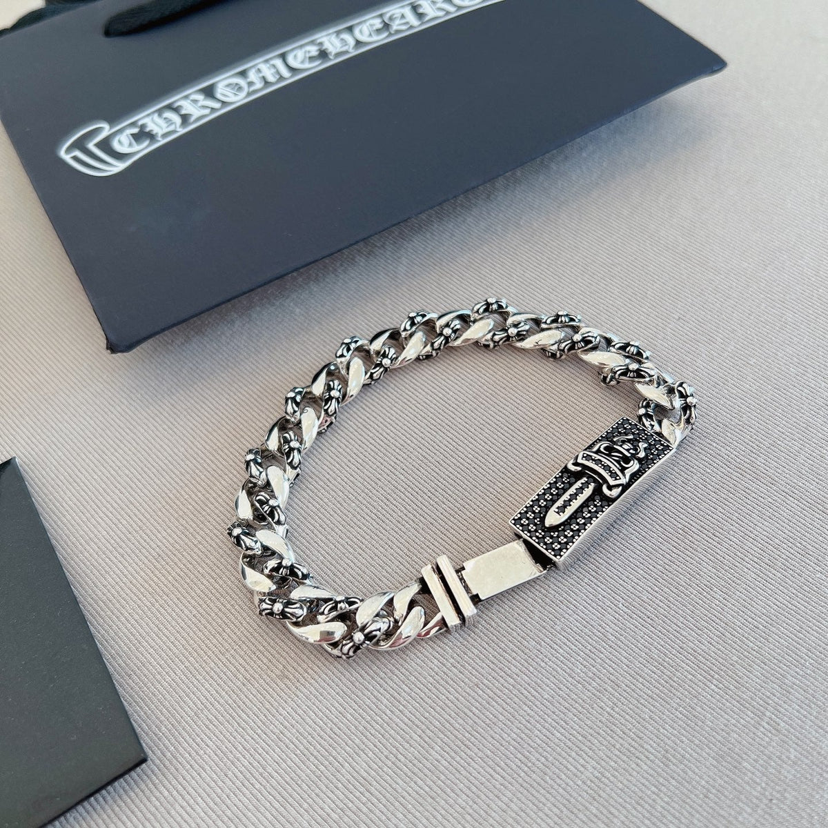 Martin Graham bracelet in polished metal-tone – main product view