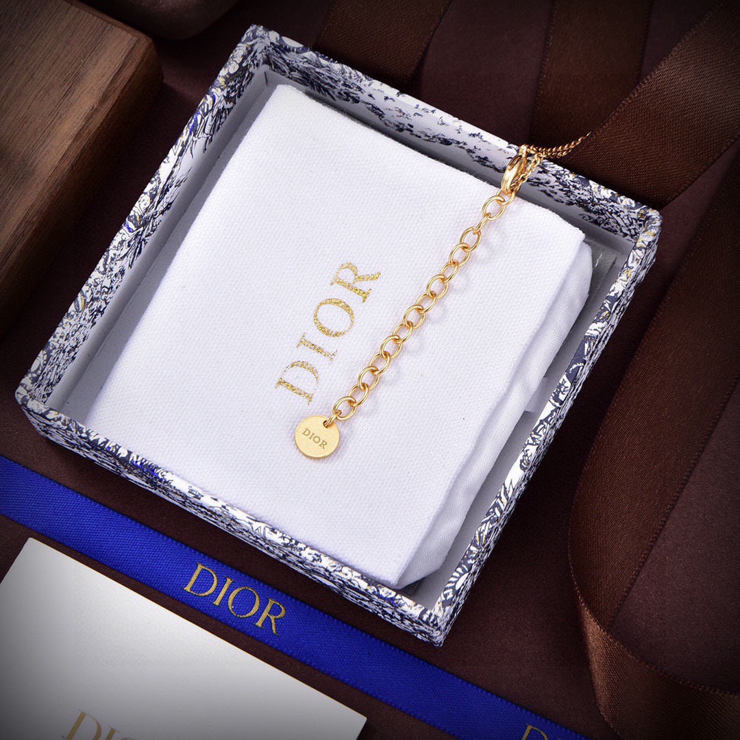 Martin Graham pendant necklace in polished metal-tone – main product view