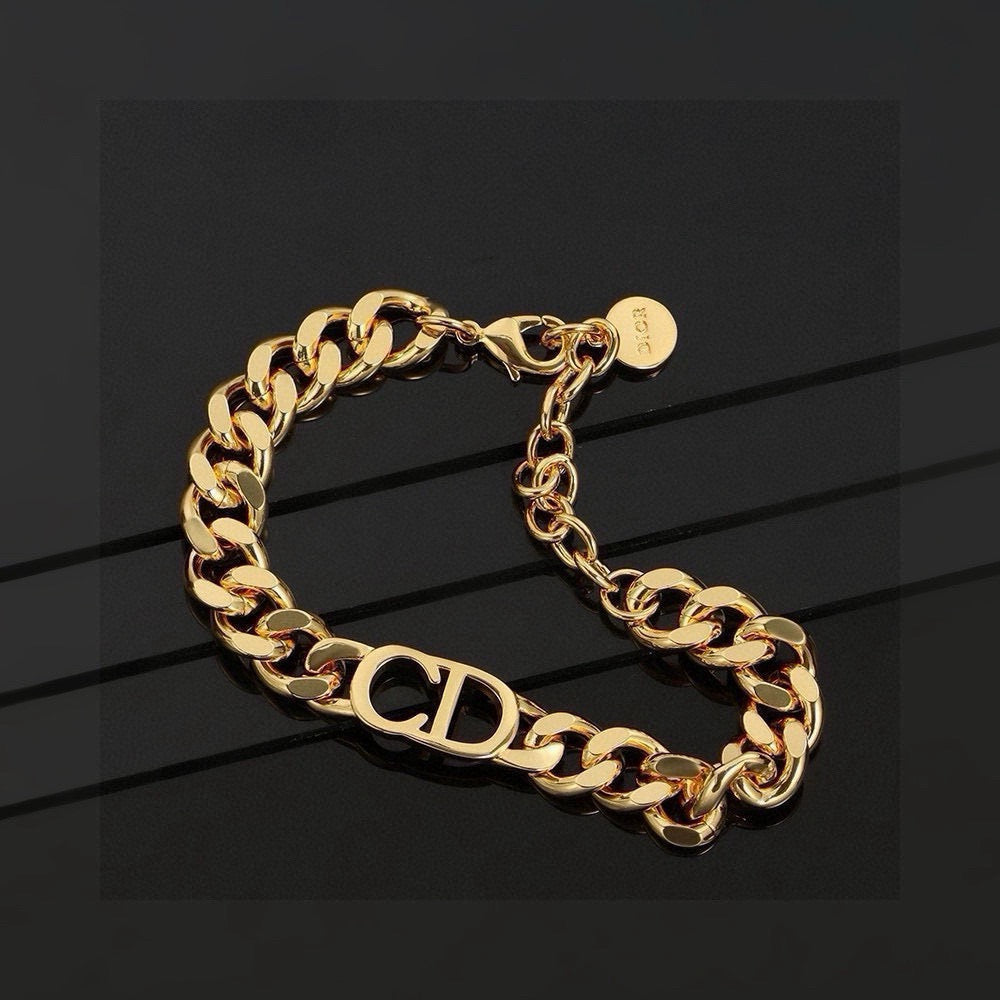 Martin Graham pendant necklace in polished metal-tone – main product view