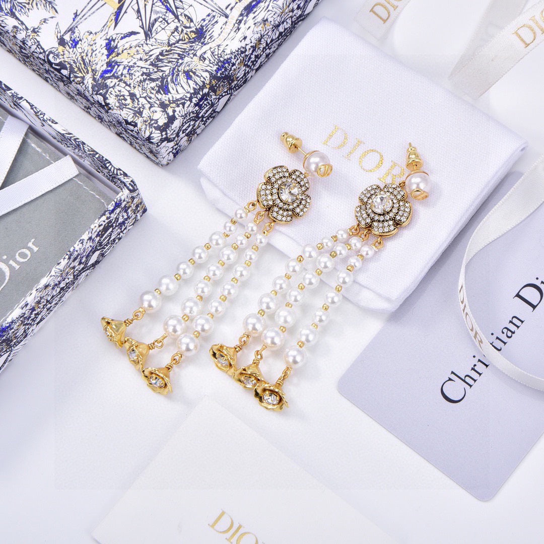 Martin Graham stud earrings in polished metal-tone – main product view