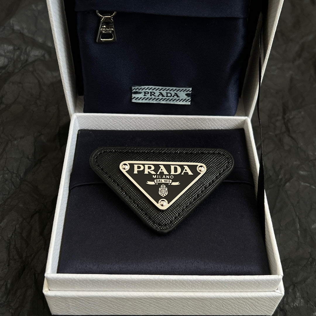 Martin Graham brooch in polished metal-tone – front view