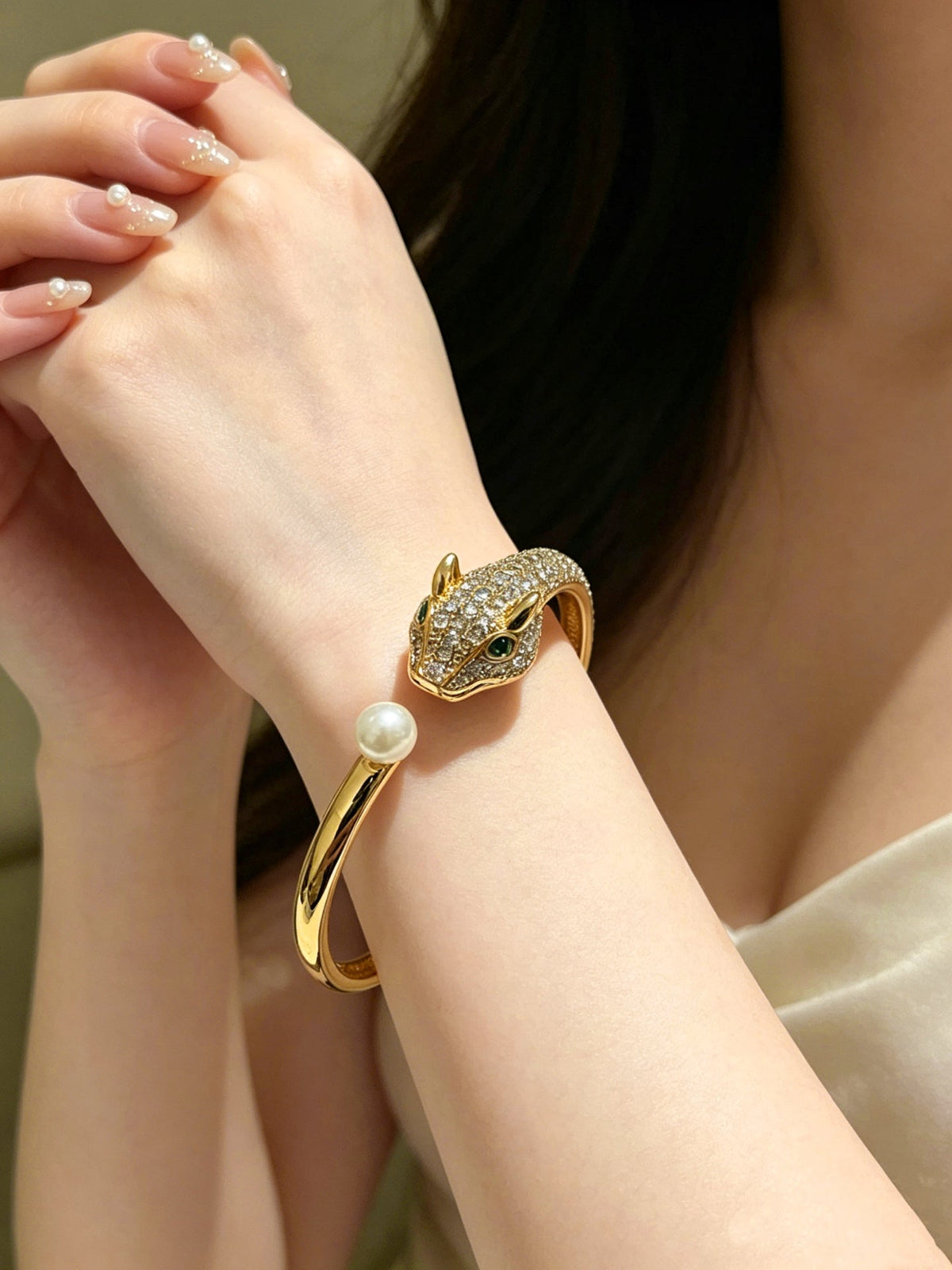 Martin Graham bracelet in polished metal-tone – front view