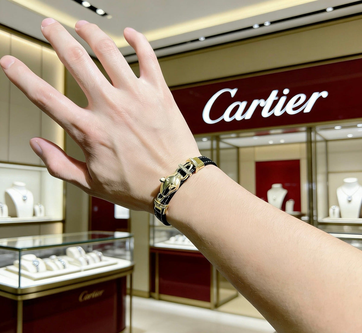 Martin Graham bracelet in polished metal-tone – front view
