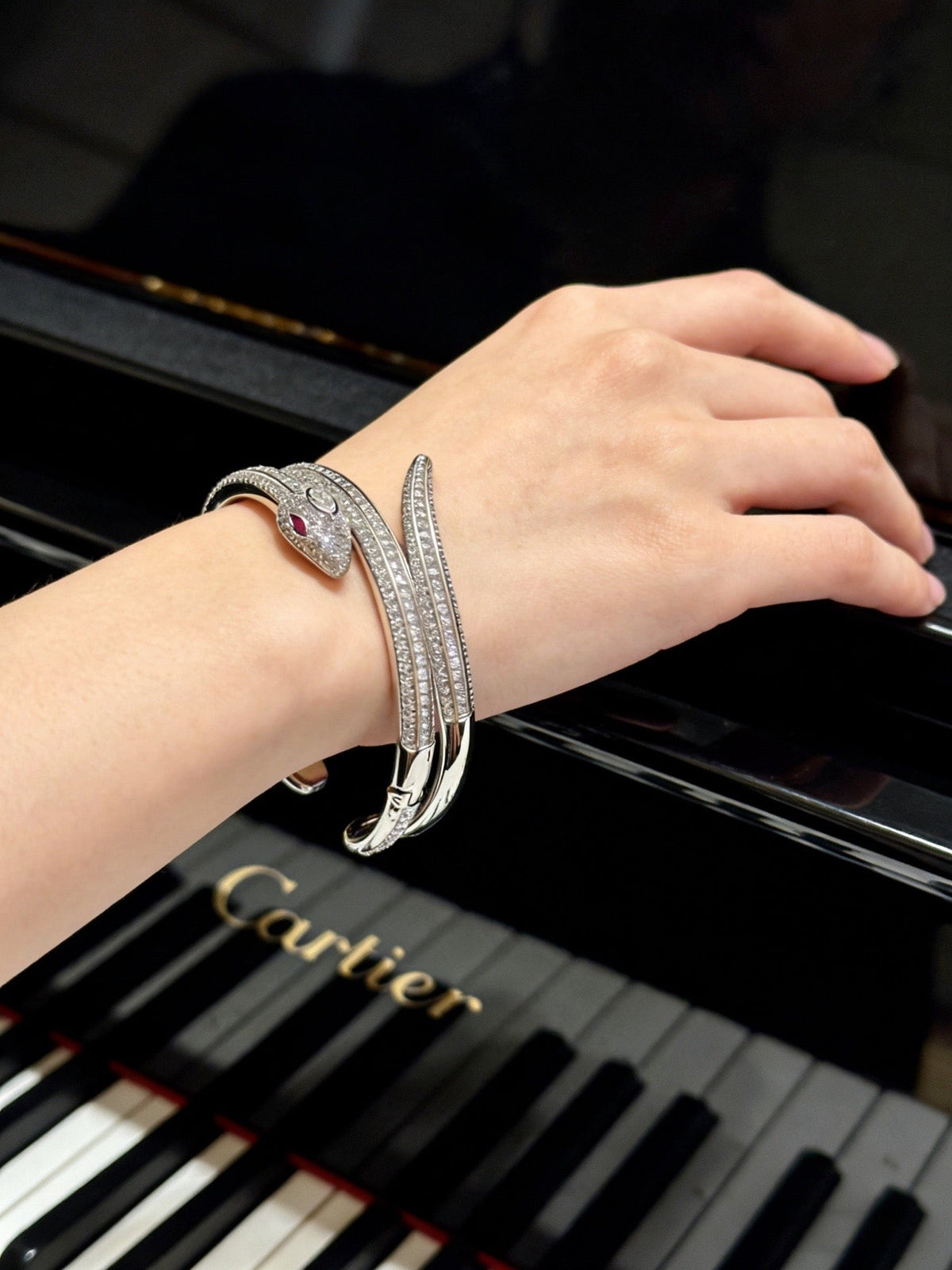 Martin Graham bracelet in polished metal-tone – front view