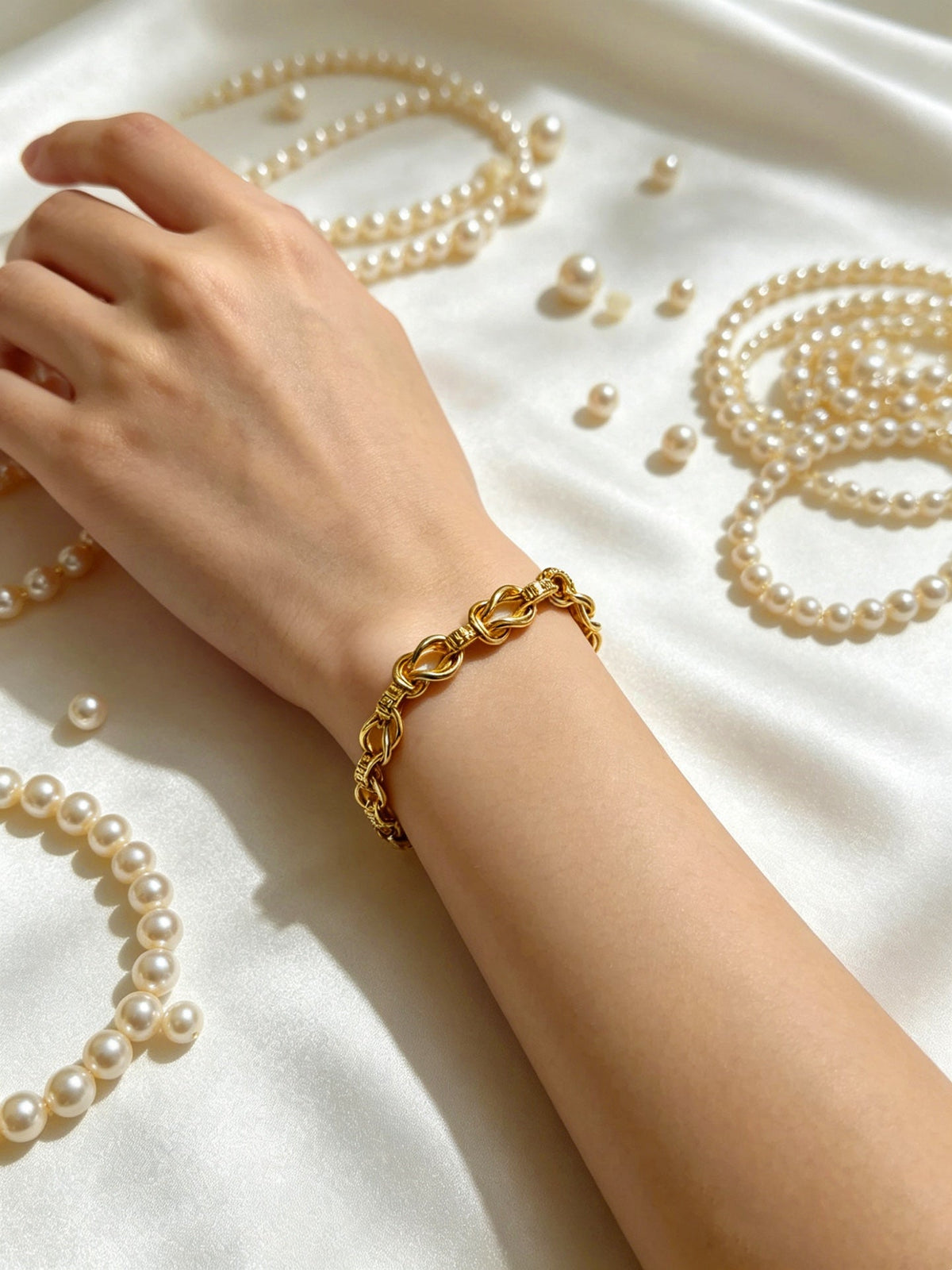 Martin Graham bracelet in polished metal-tone – front product view