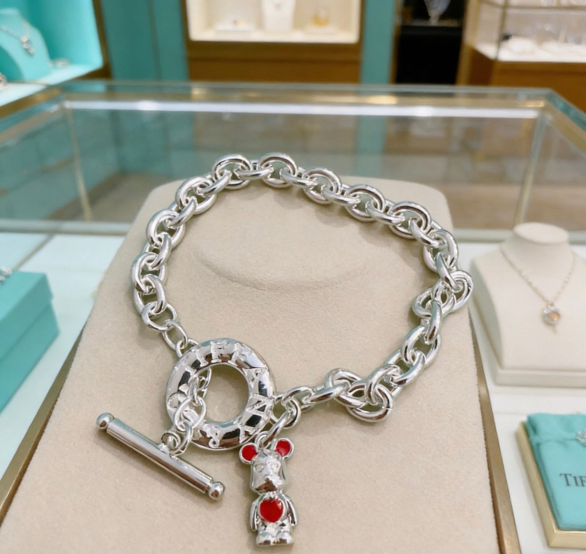 Martin Graham bracelet in polished metal-tone – front product view