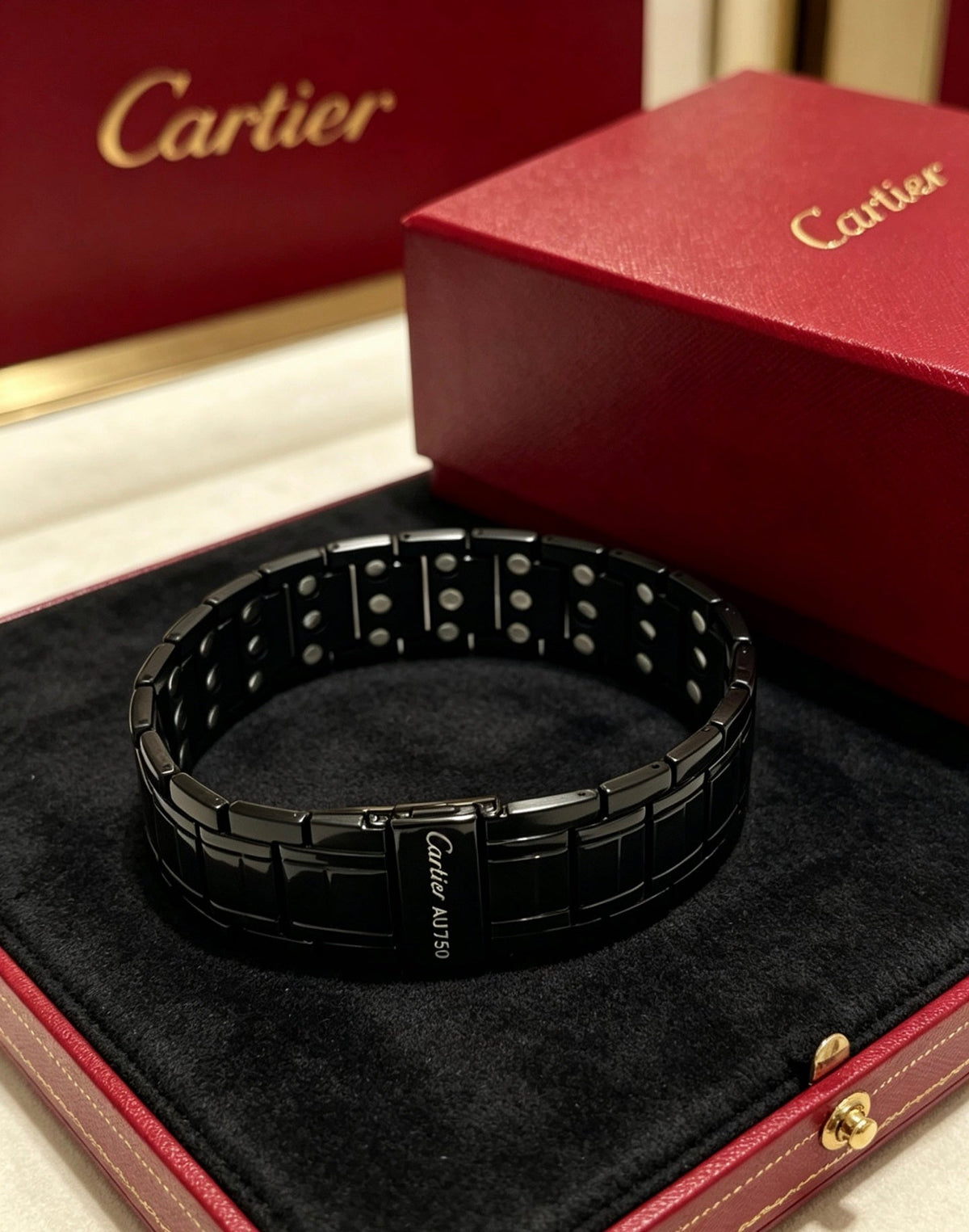 Martin Graham bracelet in polished metal-tone – front view